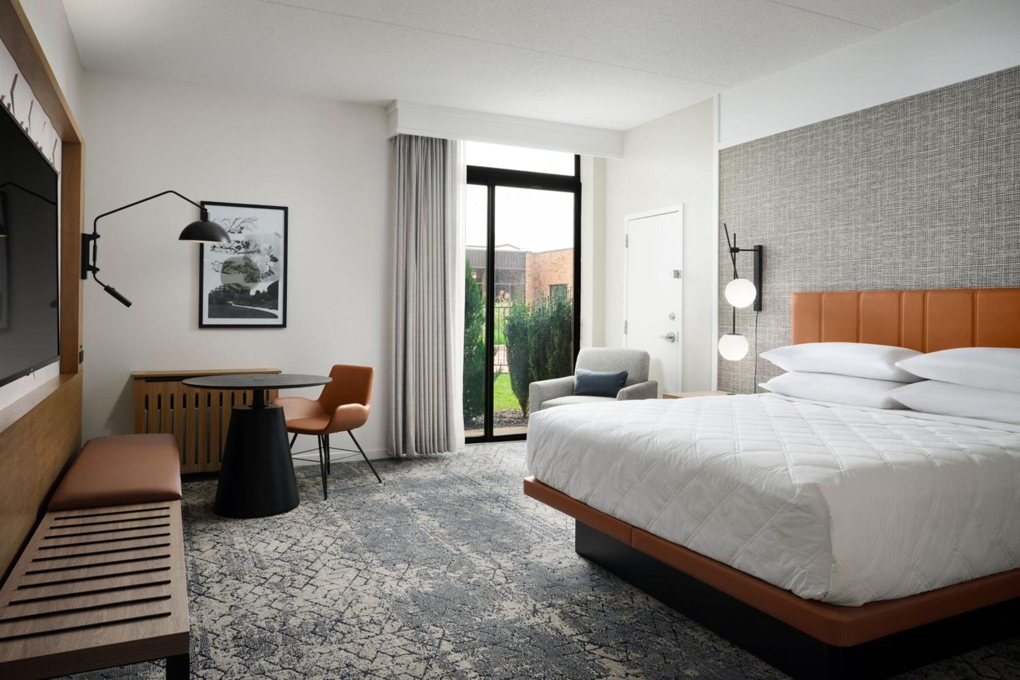Sheraton Grand Rapids Airport Hotel Cascade Zewnętrze zdjęcie