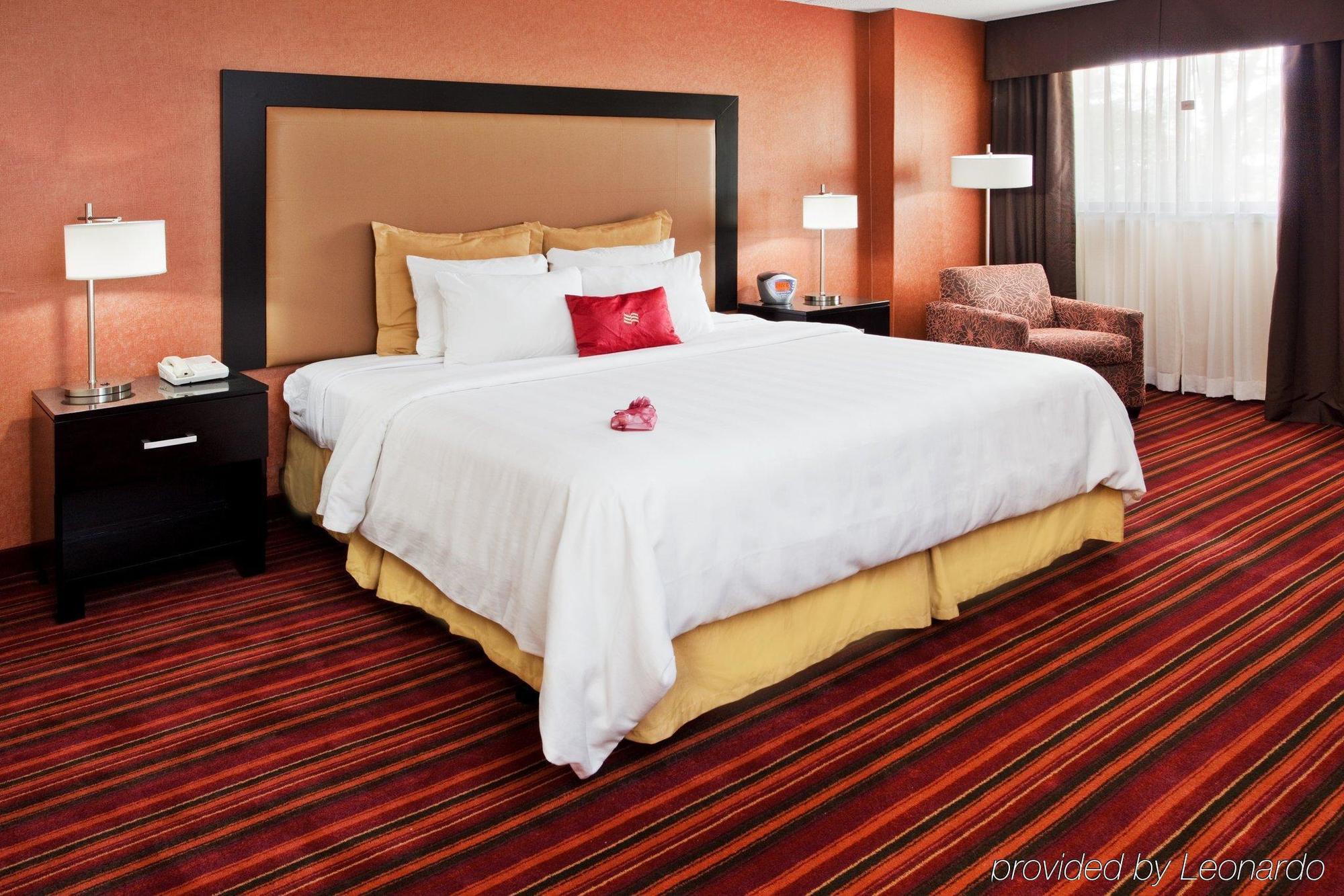 Sheraton Grand Rapids Airport Hotel Cascade Pokój zdjęcie